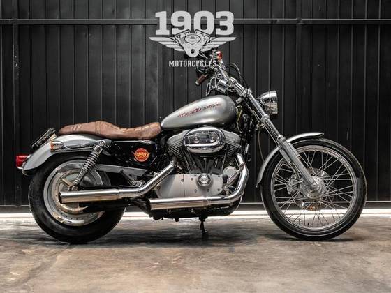 HARLEY-DAVIDSON SPORTSTER XL 883 CUSTOM HARLEY-DAVIDSON SPORTSTER XL 883 CUSTOM